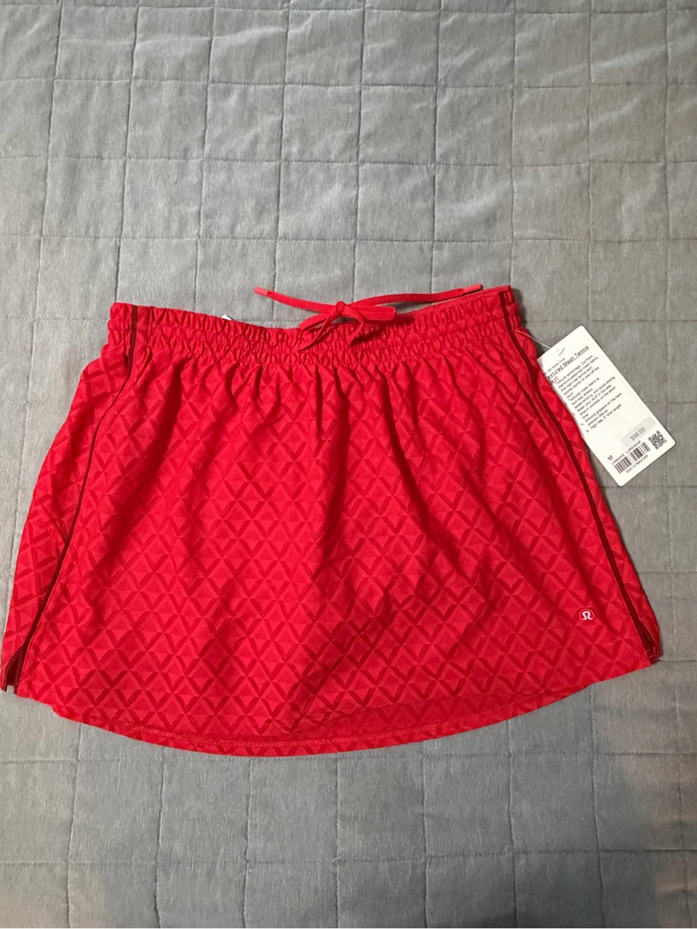 Lululemon - Textured Mesh High-Rise Tennis Skirt - Size M